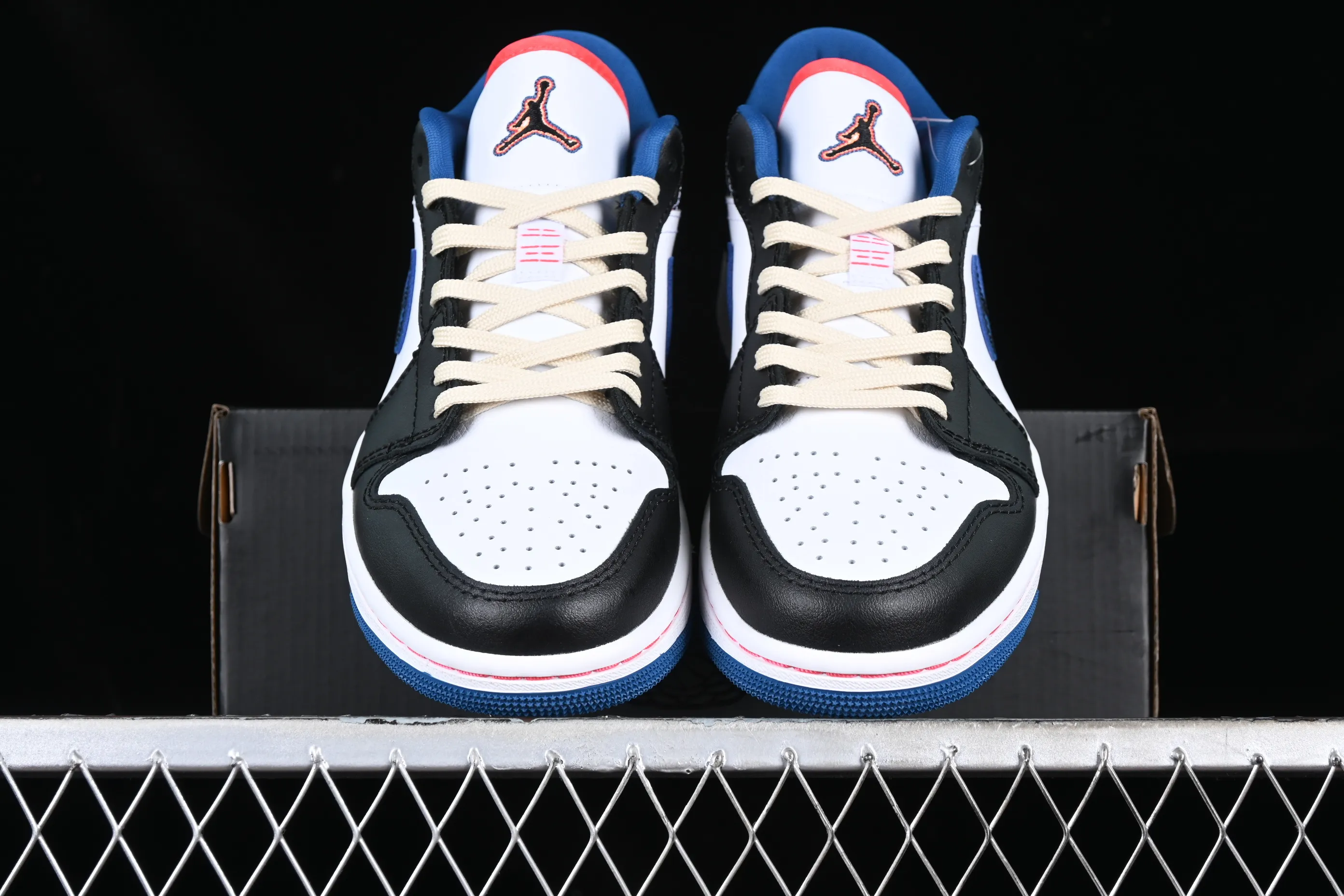 All categories Air Jordan Jordan series basketball shoes Air Jordan 1 Low G version pure original Air Jordan 1 Low SE AJ1 Joe 1 blue and black sashimi embroidery style low-top cultural casual sneakers FV3622-141